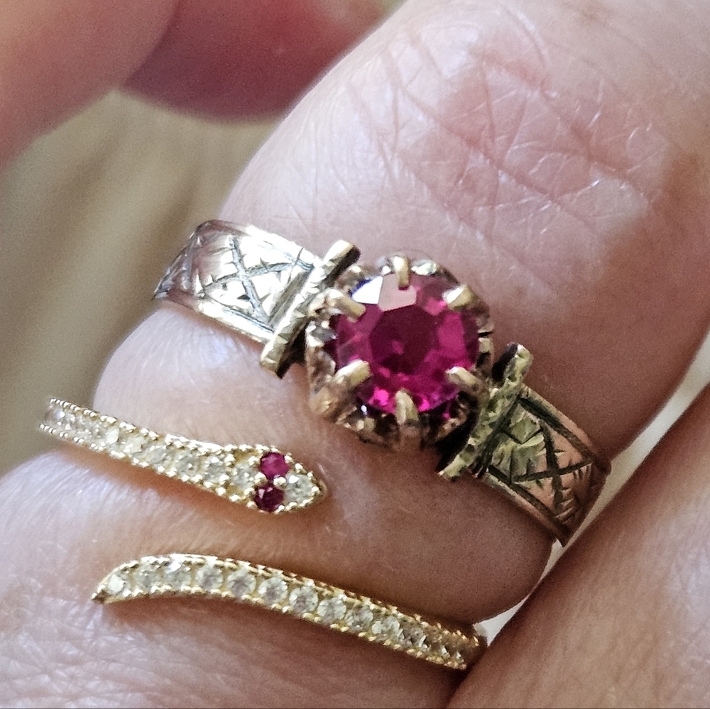 Vintage Edwardian 14K Gold Ruby Ring